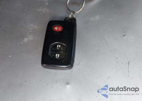 2011 Toyota Prius Three из США, поврежденный, VIN JTDKN3DU7B0270872